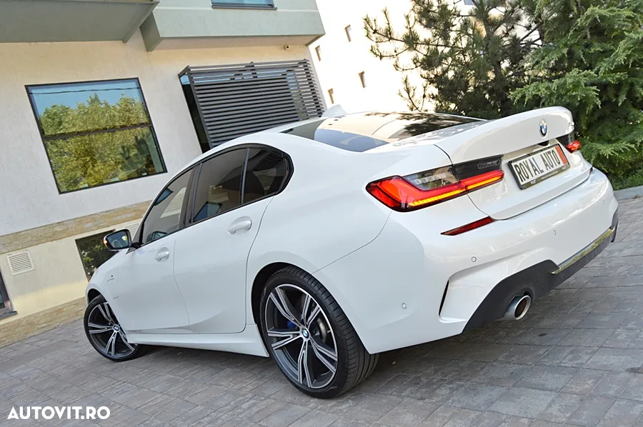 BMW Seria 3 330e Aut. M Sport - 19