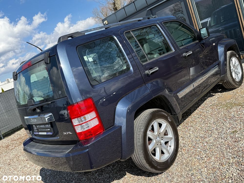 Jeep Cherokee 3.7 Limited - 13