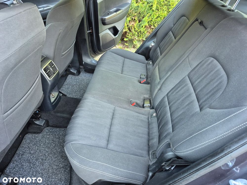 Kia Sportage 1.6 GDI 2WD SPIRIT - 8