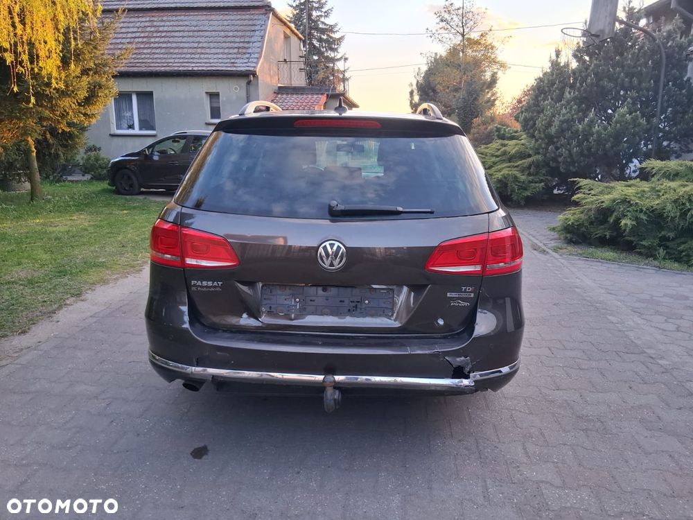 Volkswagen Passat 2.0 Blue TDI SCR Comfortline - 2