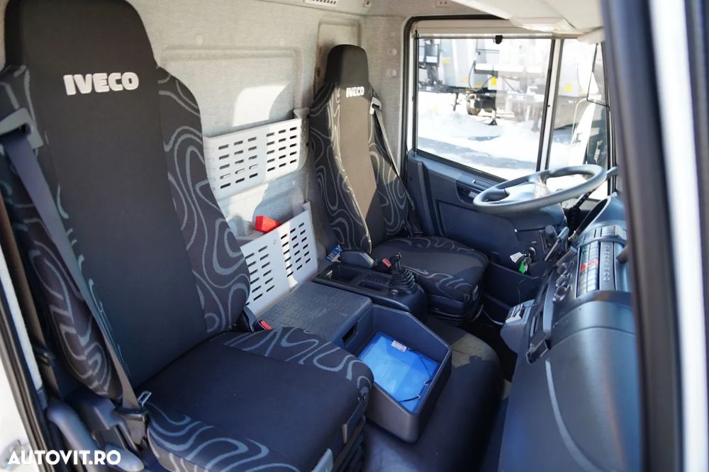 MAN EUROCARGO 160E25 E6 / CORTINĂ - 6 m / HAYON LATERAL / HAYON HIDRAULIC / AUTOMAT / - 31