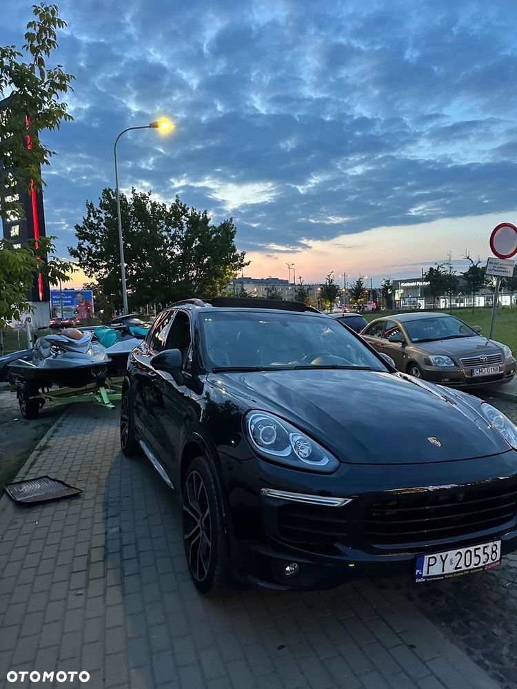 Porsche Cayenne S E-Hybrid Platinum Edition - 1