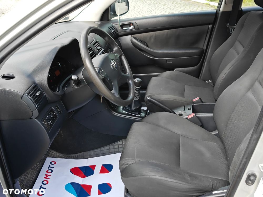 Toyota Avensis 2.0 D-4D Premium - 7