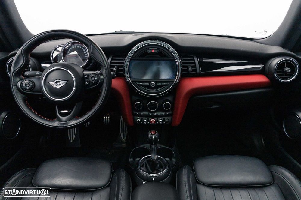 MINI 3 Portas John Cooper Works - 8