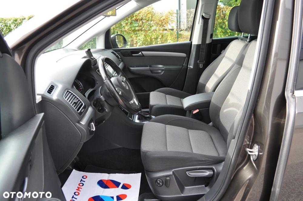 Volkswagen Sharan 2.0 TDI Highline DSG - 13