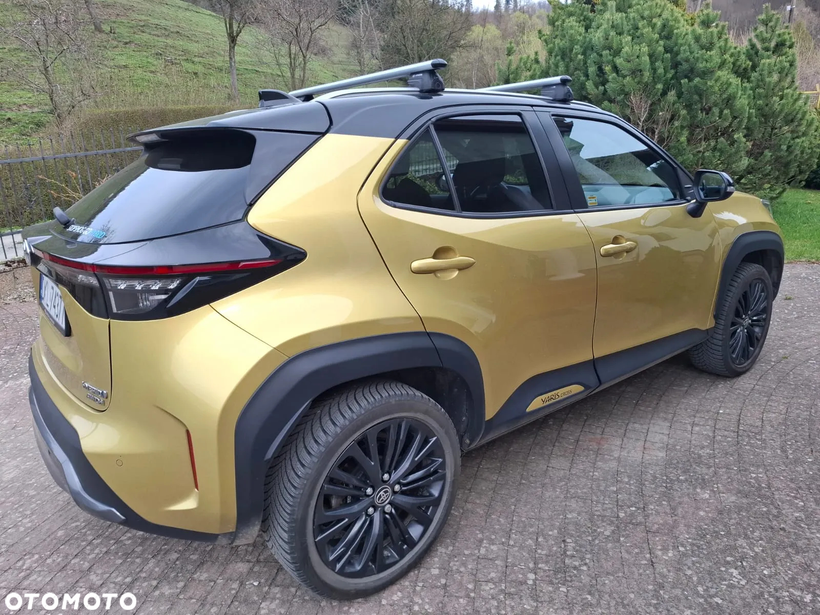Toyota Yaris Cross Hybrid 1.5 Adventure - 3