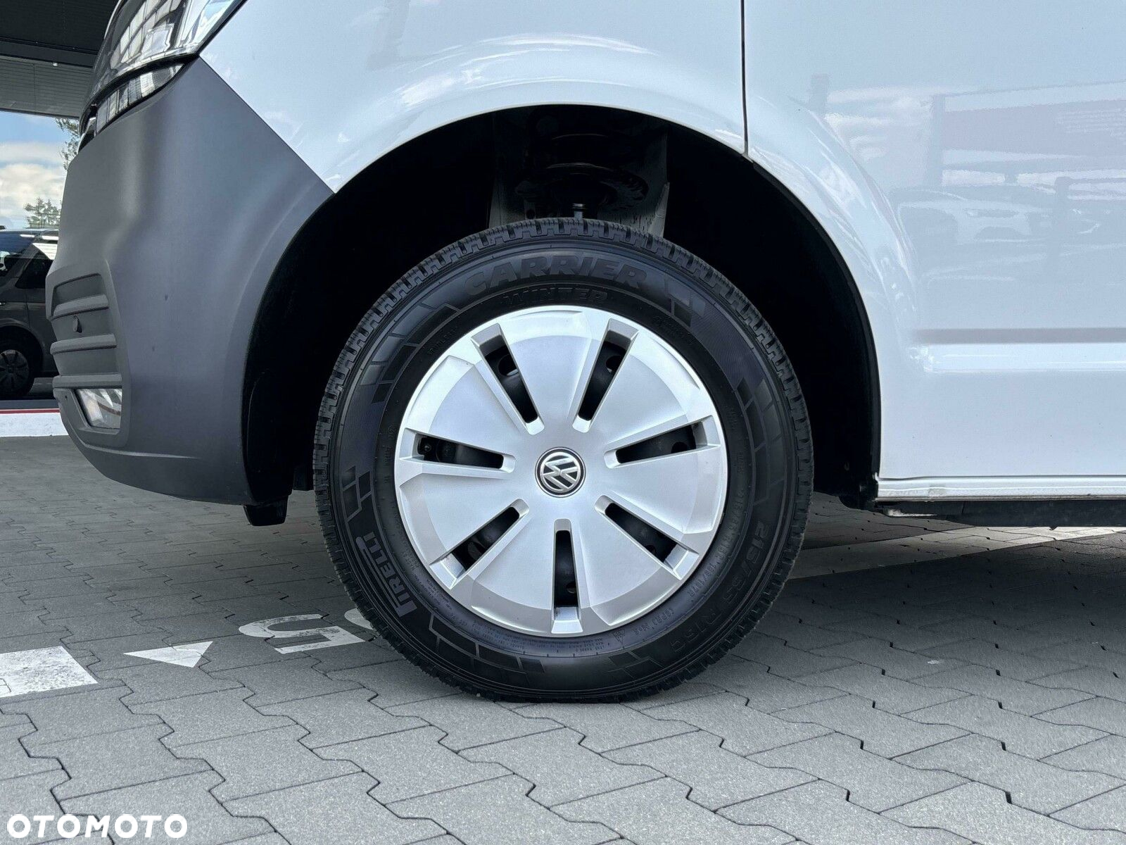 Volkswagen Caravelle - 28