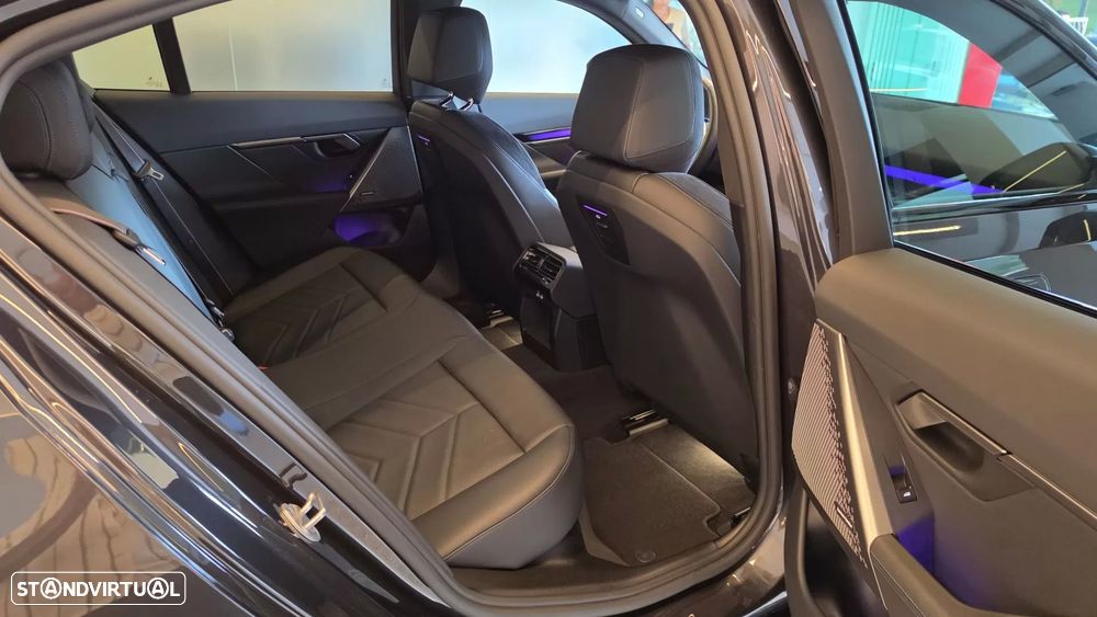 BMW i5 eDrive40 Pack Desportivo M Pro - 50