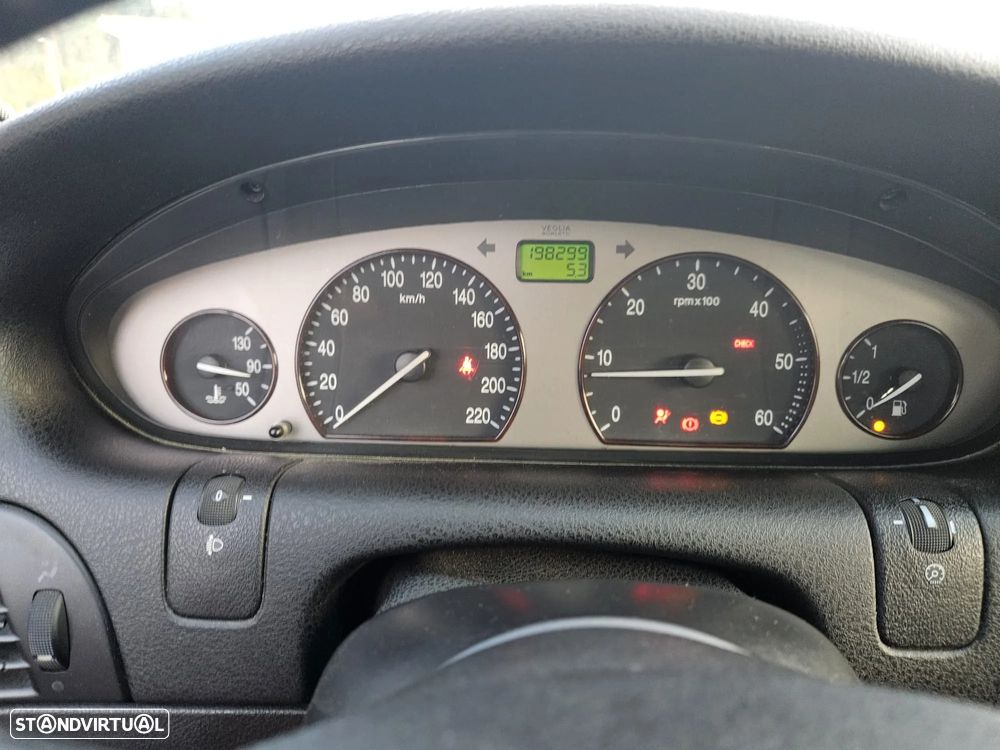 Lancia Lybra 1.9 JTD LX - 11
