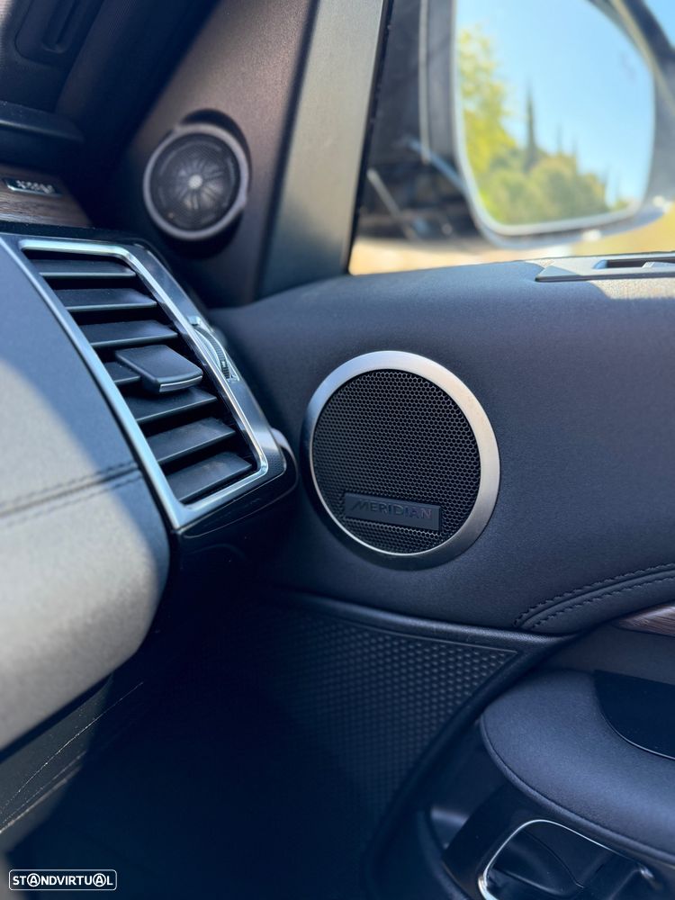 Land Rover Discovery 3.0 SD6 HSE - 21