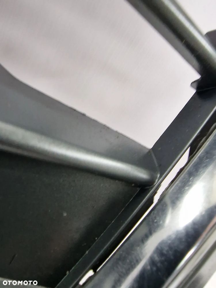 AUDI A1 LIFT 8XA 14- ATRAPA / GRILL PRZEDNI PRZÓD , NR 8XA853651B / 8XA853651C , NR AUKCJI GR6 - 7