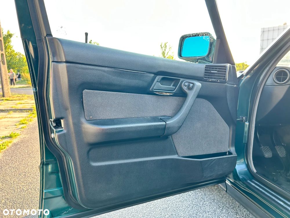 BMW Seria 5 - 25