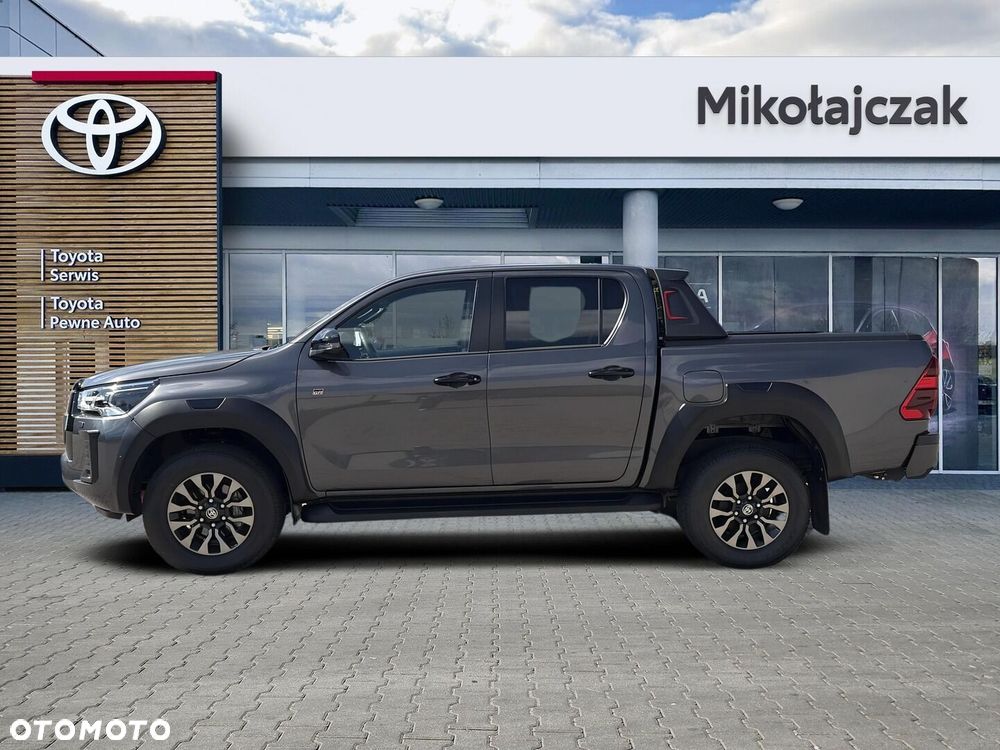 Toyota Hilux 2.8 D-4D Double Cab GR Sport 4x4 - 10