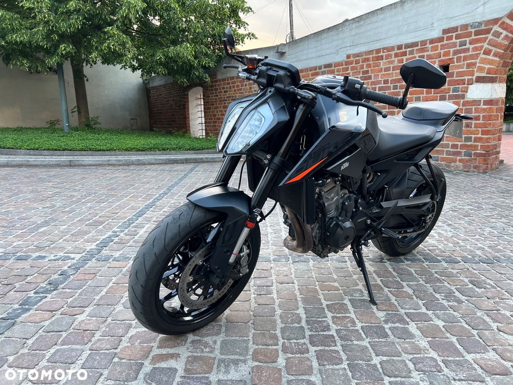 KTM Duke - 4