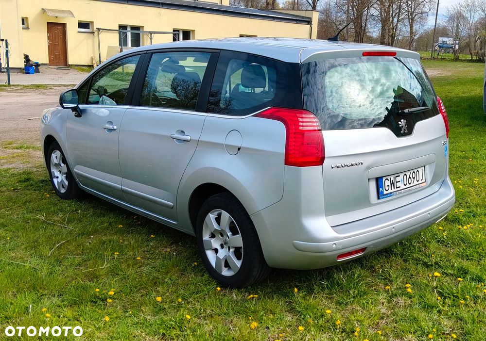 Peugeot 5008 1.6 HDi Premium - 4