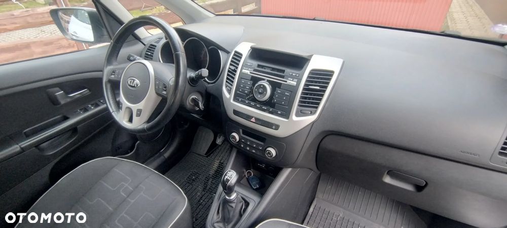 Kia Venga 1.6 CVVT Dream Team Edition - 8