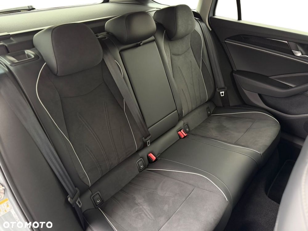 Volkswagen Passat - 27
