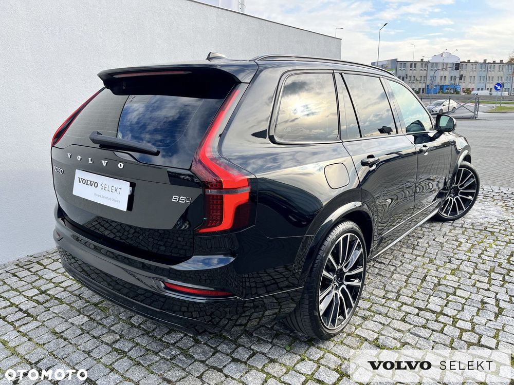 Volvo XC 90 - 7