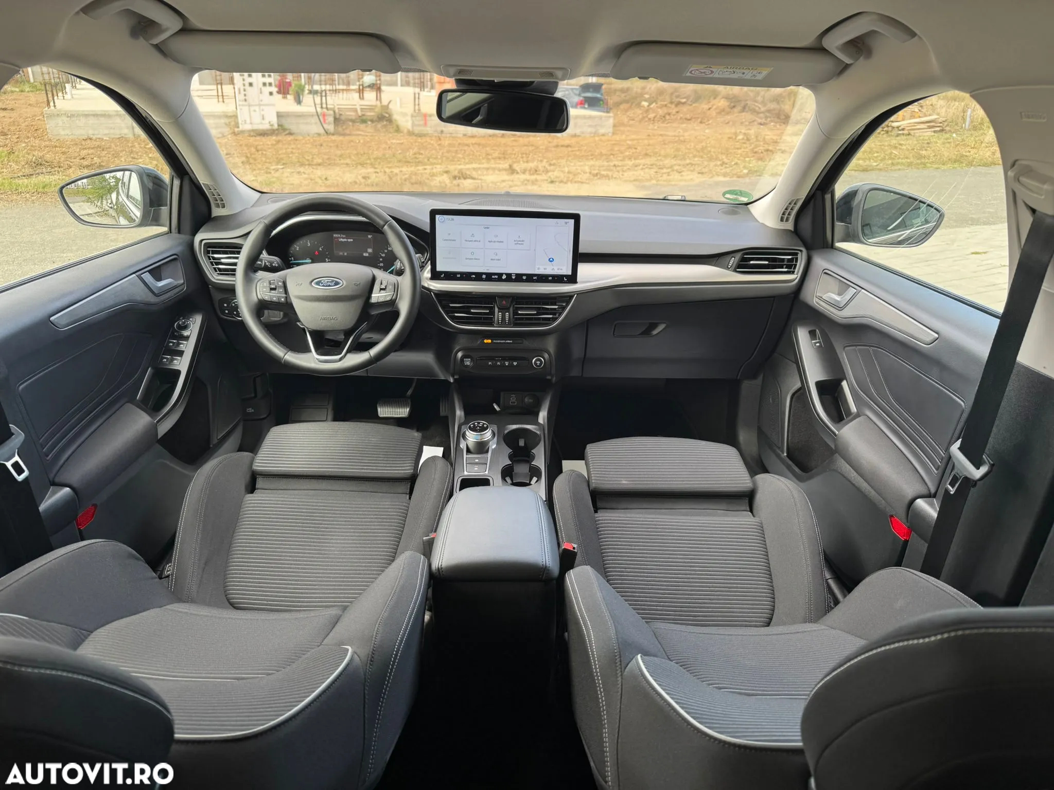 Ford Focus Turnier 1.5 EcoBlue Start-Stopp-System Aut. TITANIUM - 12