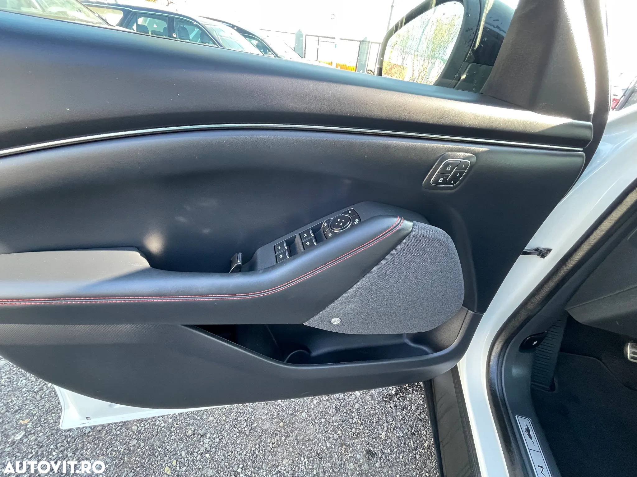 Ford Mustang Mach-E AWD Extended Range 258 kW Premium - 26