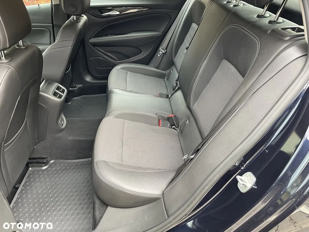 Opel Insignia 2.0 CDTI Innovation S&S - 12