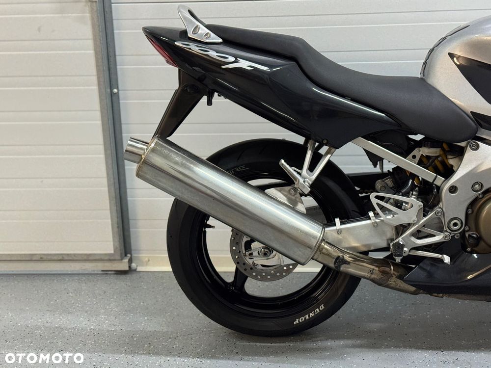 Honda CBR - 6
