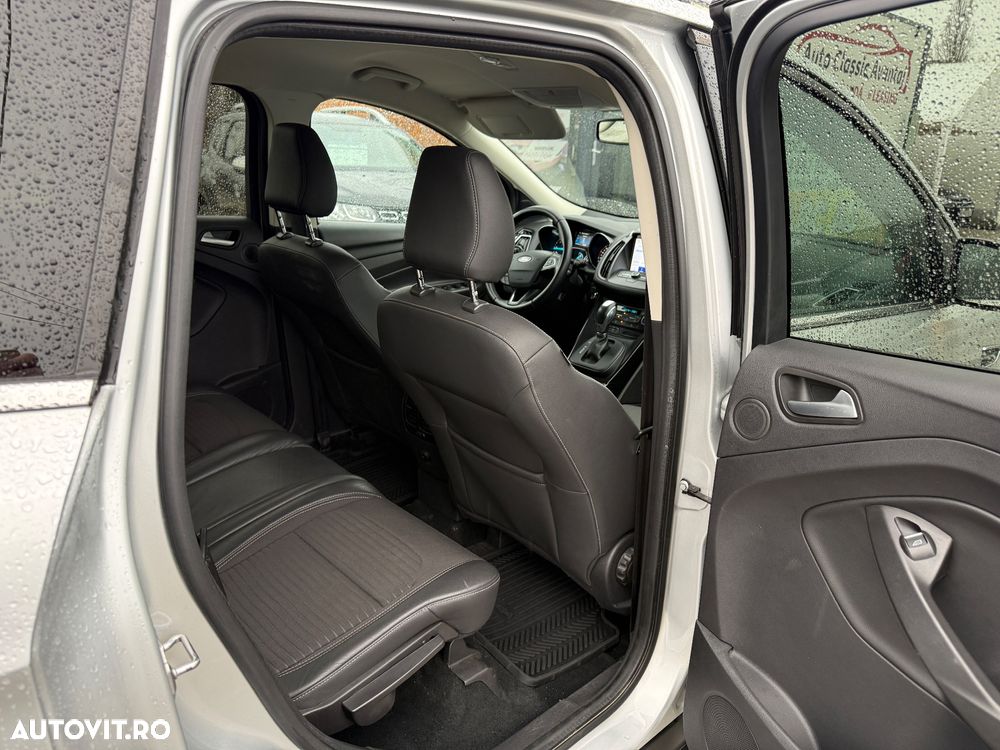 Ford Kuga 2.0 TDCi 4WD Powershift Titanium - 14