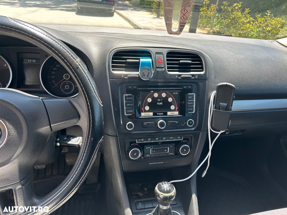 Volkswagen Golf 1.6 TDI DPF Comfortline - 10