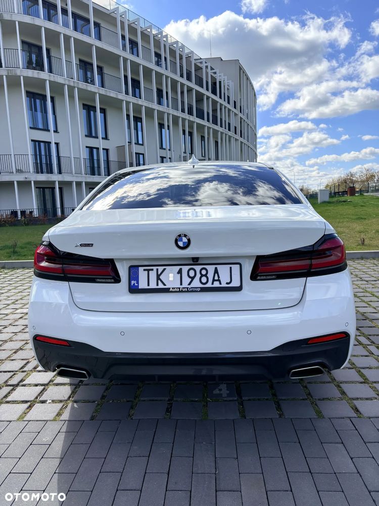 BMW Seria 5 520d xDrive MHEV M Sport sport - 10