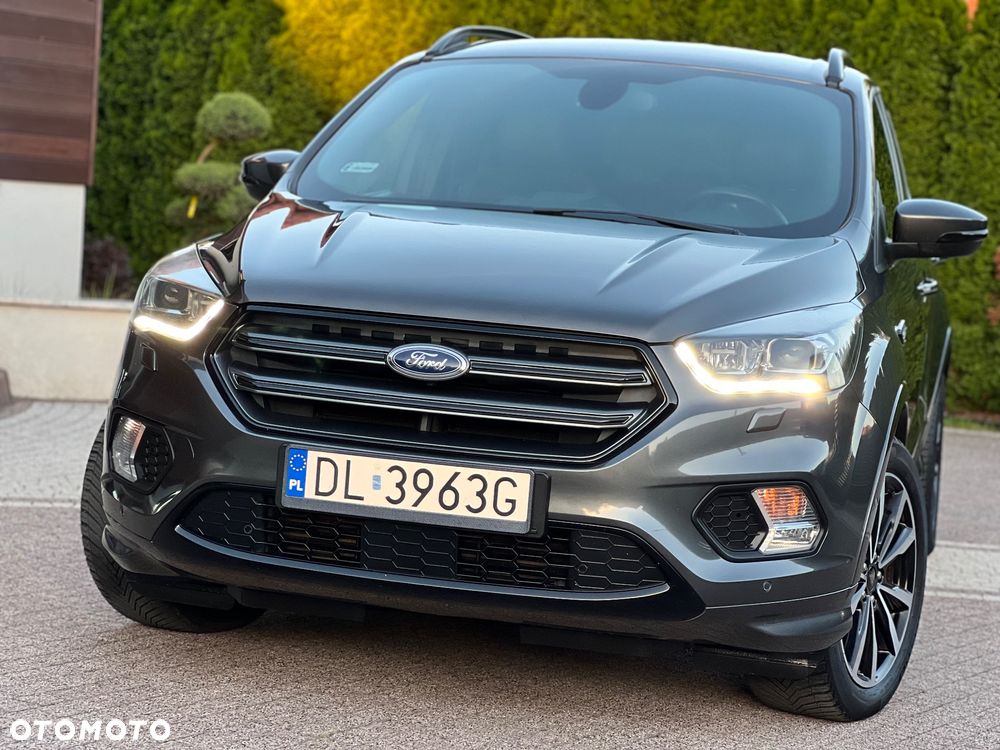 Ford Kuga - 3