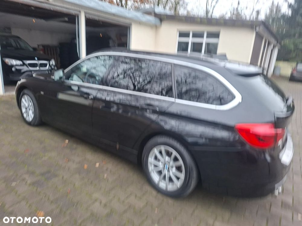 BMW Seria 3 320d Edition Luxury Line Purity - 8