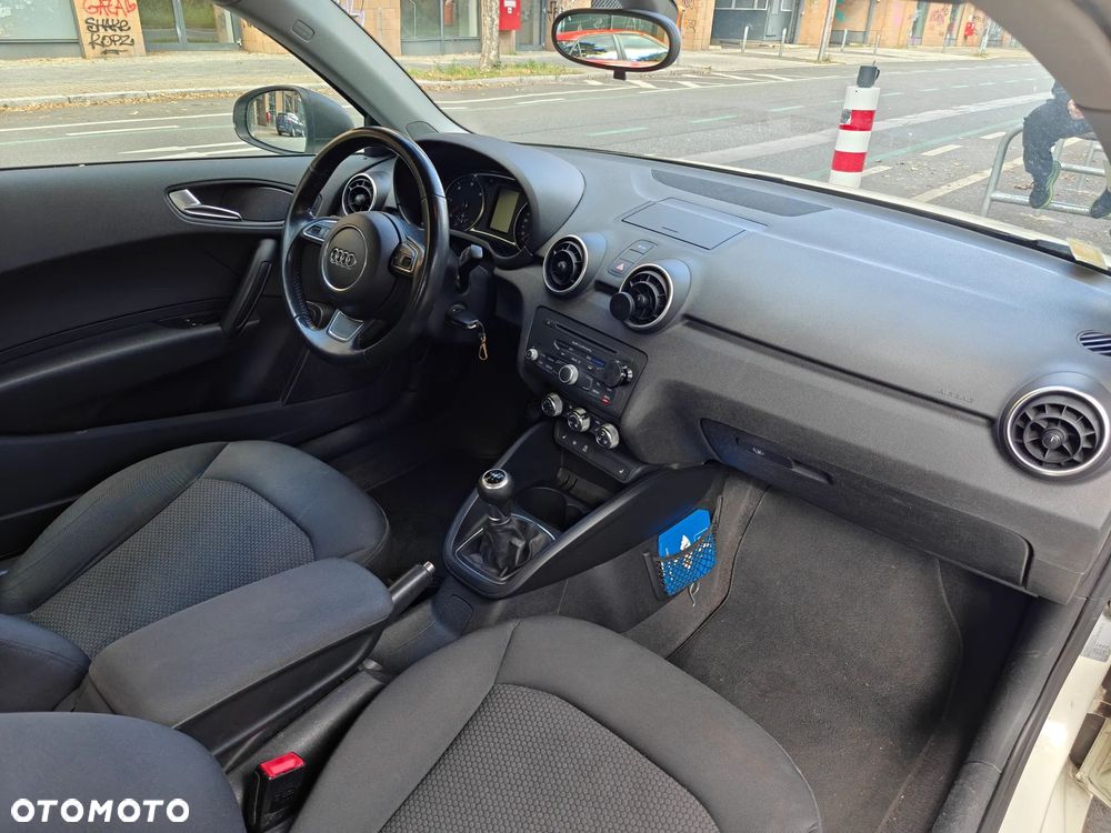 Audi A1 3-drzwiowe 1.6 TDI Ambition - 16