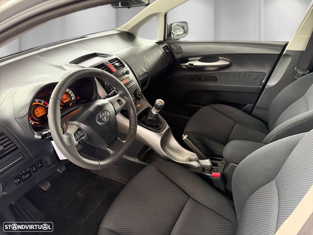 Toyota Auris 1.33 VVT-i ACtive+AC - 5