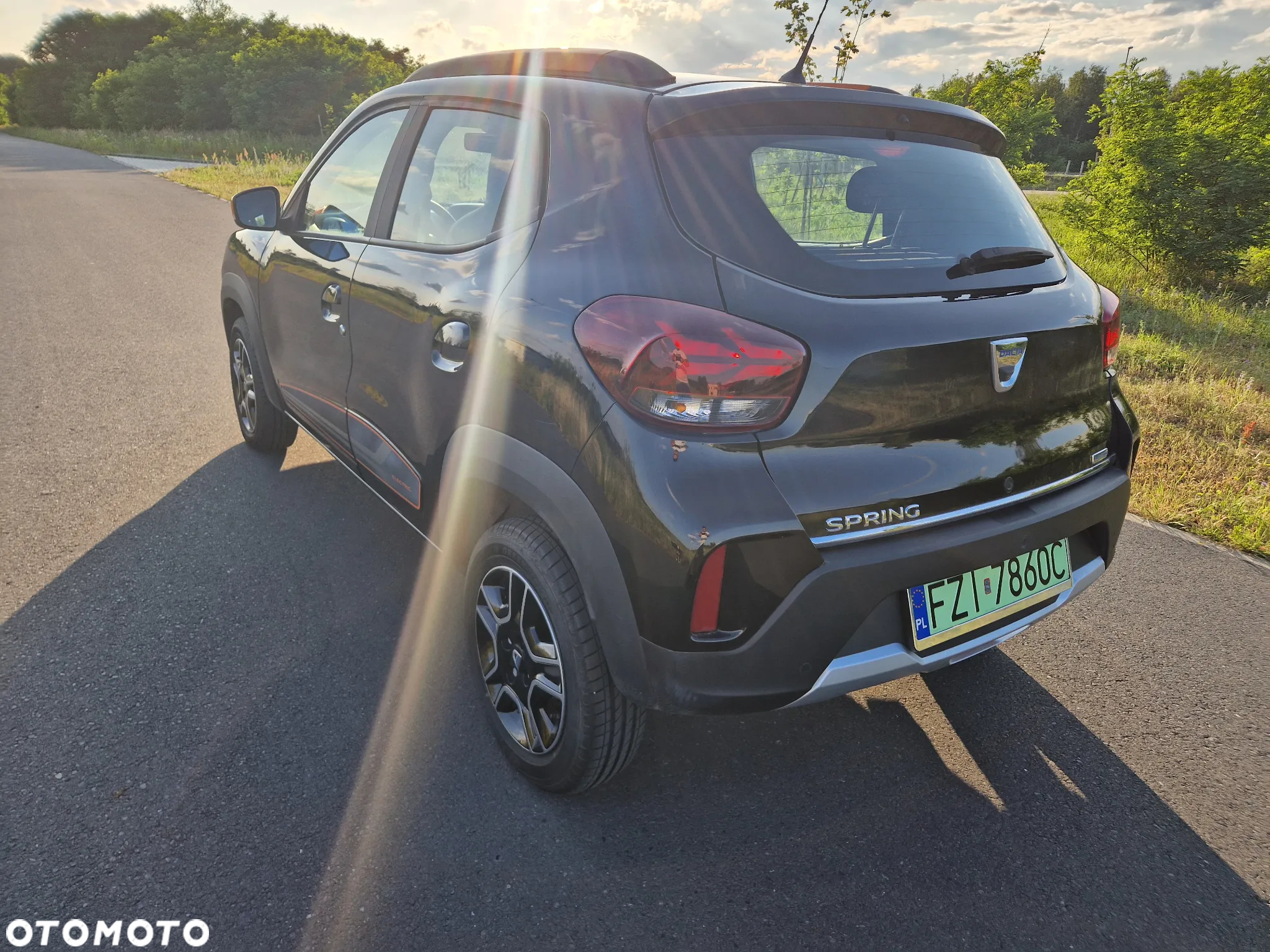 Dacia Spring - 12