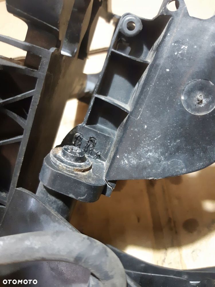 audi a4 b8 lift ślizg mocowanie lampy prawy przód 8k0805608r - 3