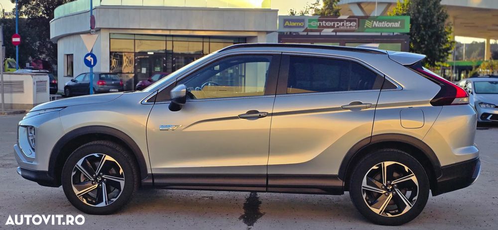 Mitsubishi Eclipse-Cross - 21