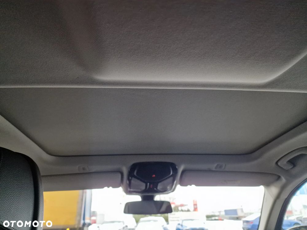 BMW Seria 5 520d xDrive Luxury Line - 15