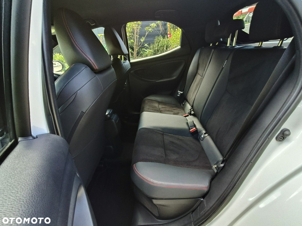 Toyota Yaris - 13