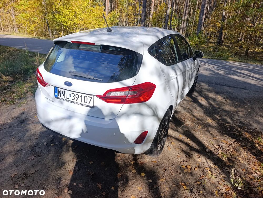 Ford Fiesta 1.5 TDCi Connected - 23