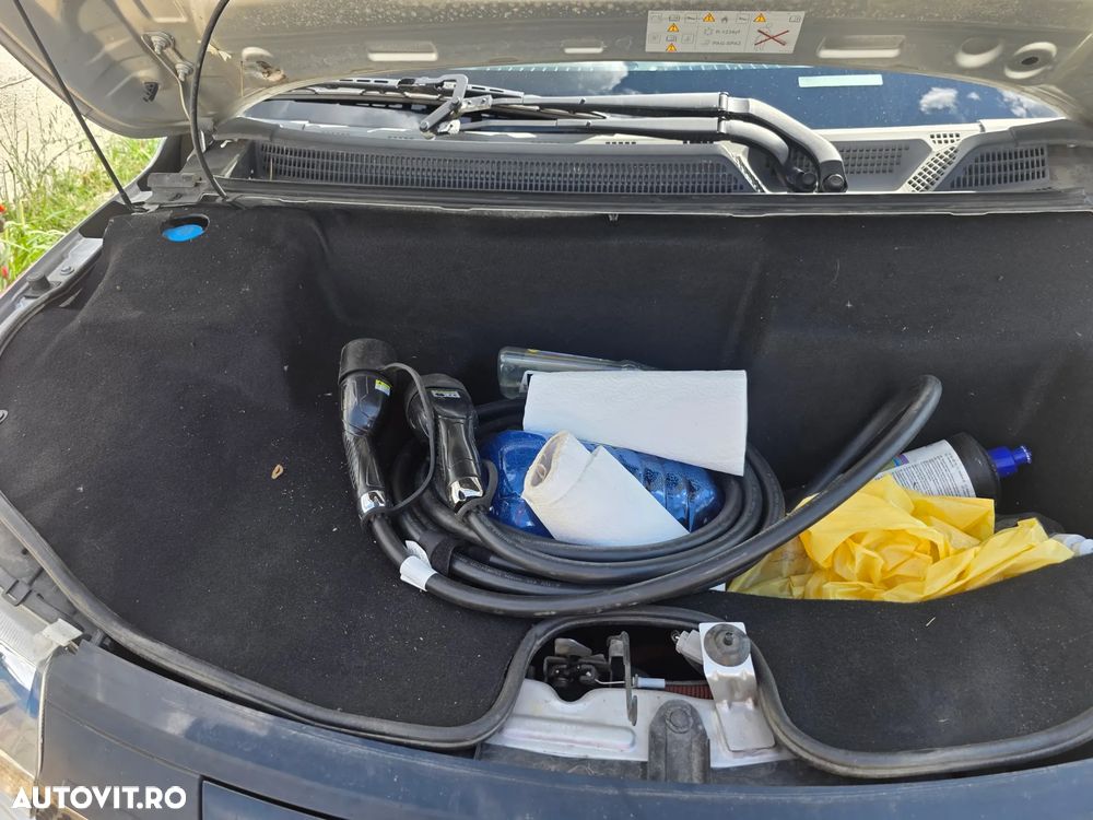 Dacia Spring Expression - 11