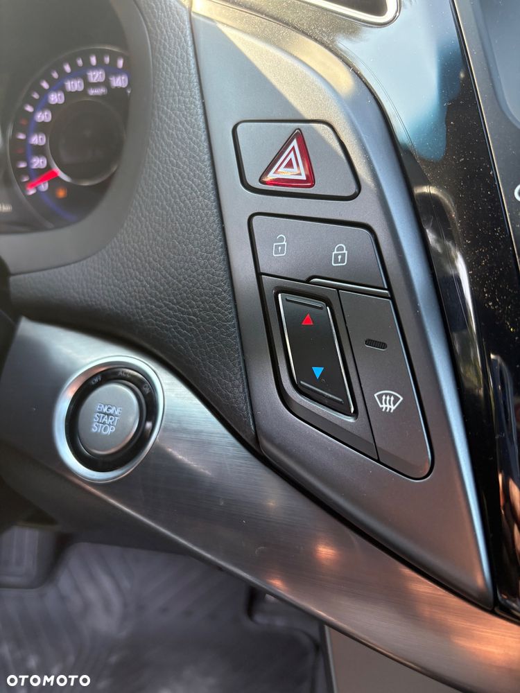 Hyundai i40 Kombi 2.0 Premium - 25