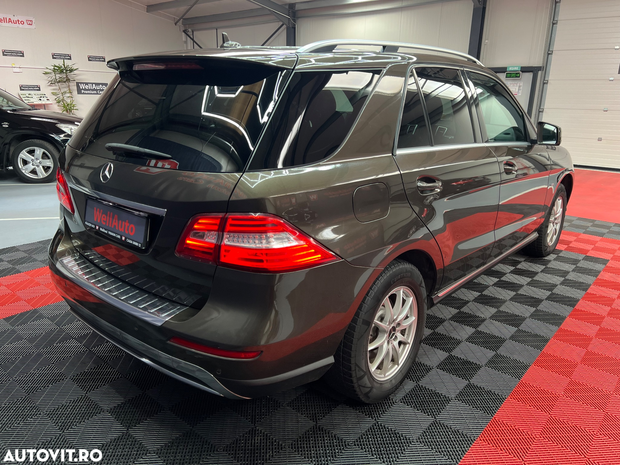 Mercedes-Benz ML 350 BlueTec 4MATIC Aut - 5