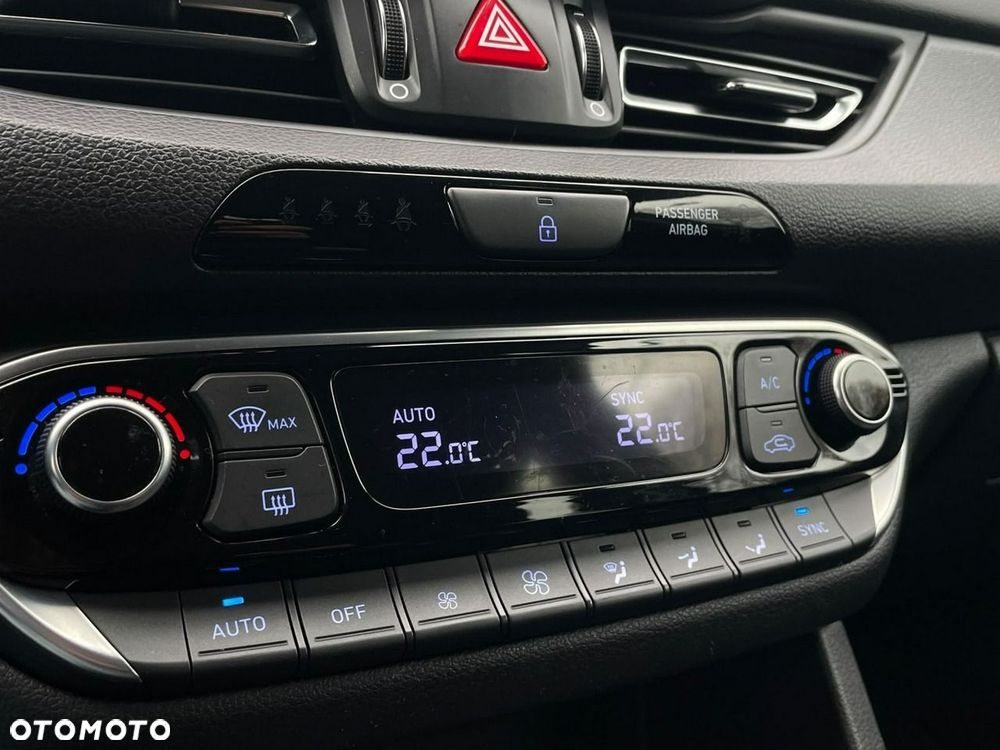 Hyundai i30 1.5 DPI Comfort - 24