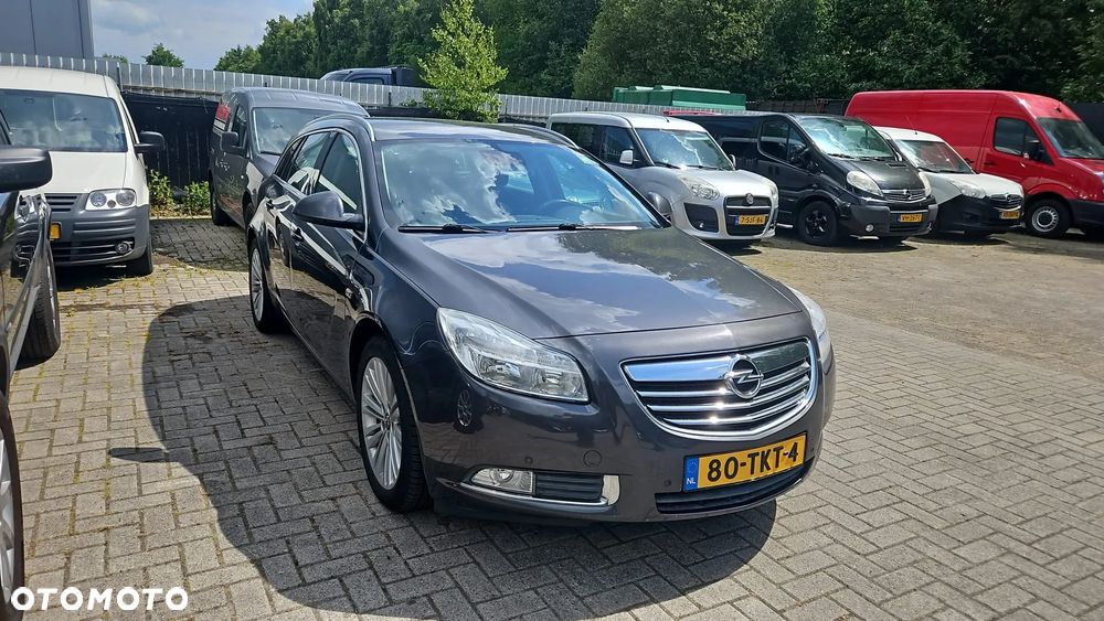 Opel Insignia - 2