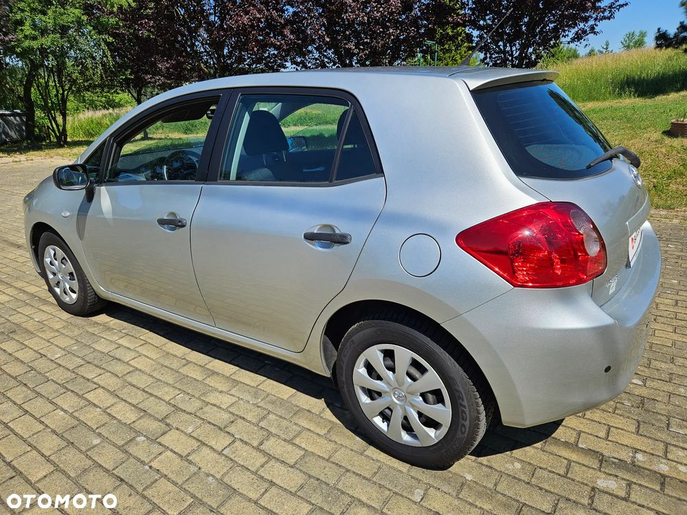 Toyota Auris 1.33 VVT-i Luna - 11