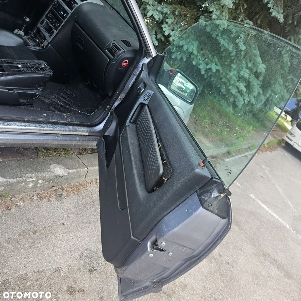 Opel Astra - G - Cabrio (2002r) 2,2 B 108 kW / 147 KM (kod lak: Z4AU) pojazd na części - 17
