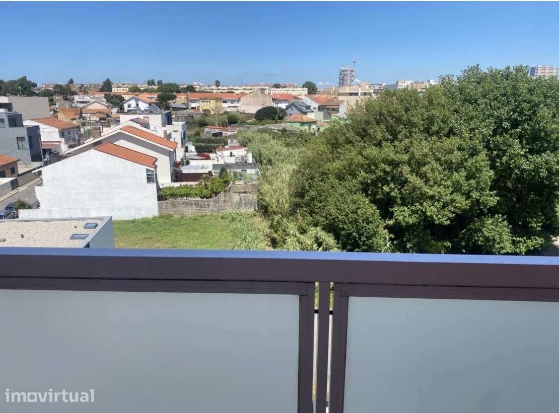 Quarto Individual em Matosinhos Leça da Palmeira com Internet - Grande imagem: 4/5