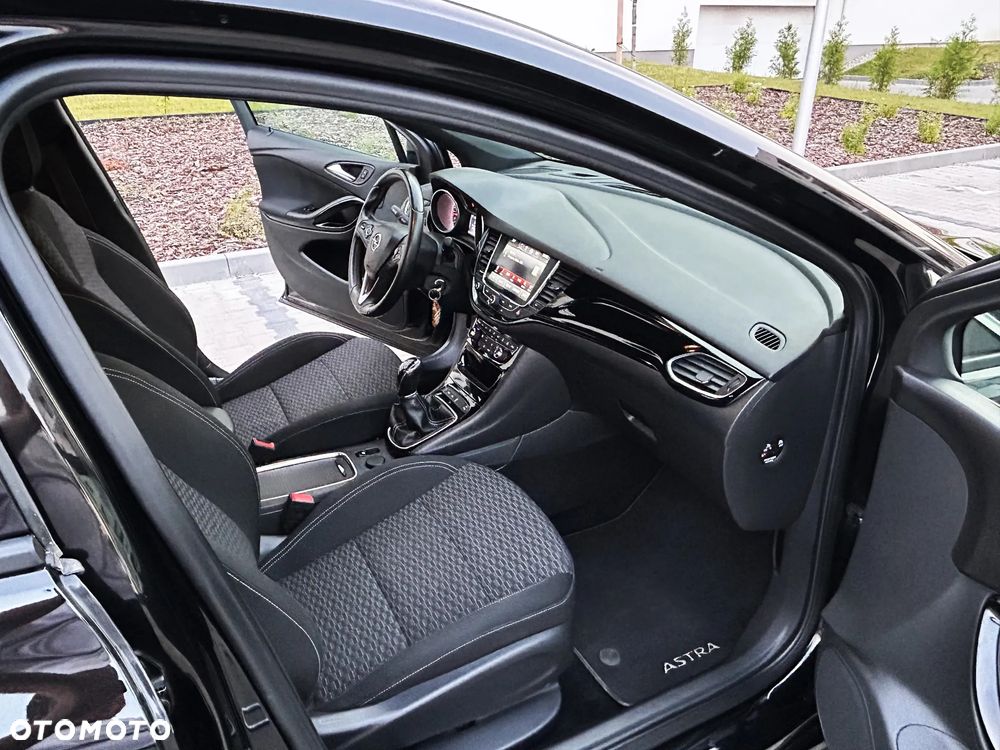 Opel Astra 1.4 Turbo Dynamic - 18