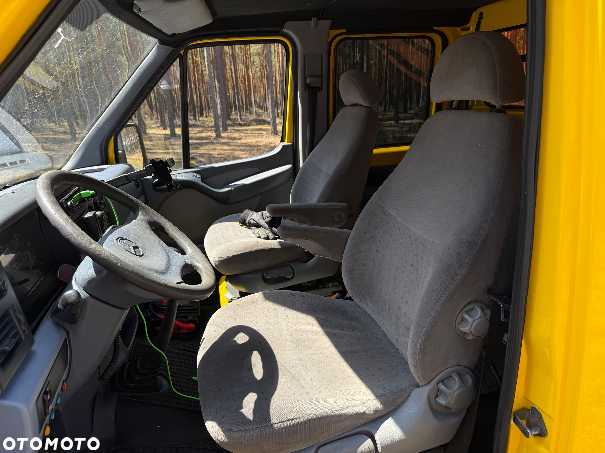 Mercedes-Benz Sprinter - 13