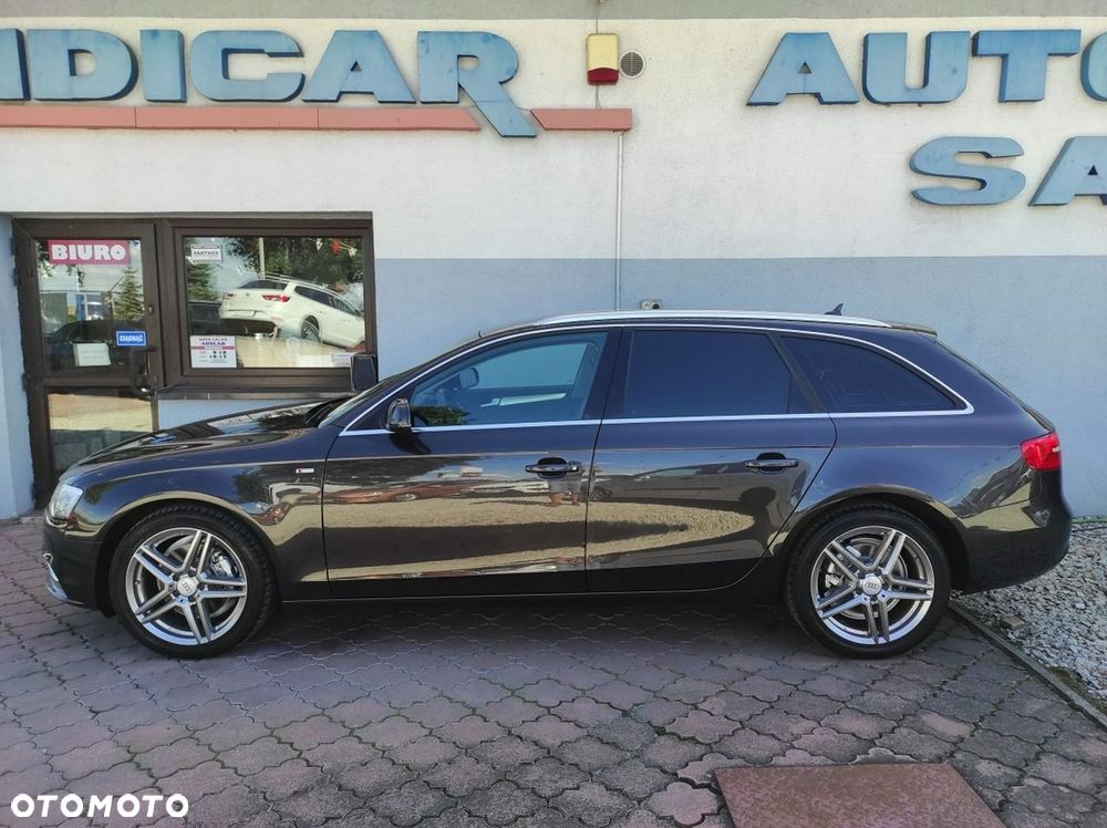 Audi A4 Avant - 4